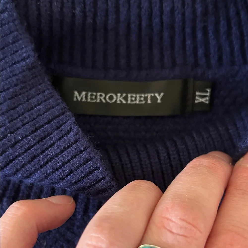 Women’s Navy Sweater - Picture 2 of 2